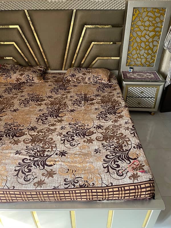 fancy bed set used 2 months only 3