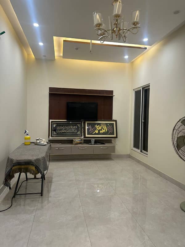 Modern 10 marla slightly used upper portion available for Rent in DHA phase 3 Modern 10 marla slightly used upper portion available for Rent in DHA phase 3 0