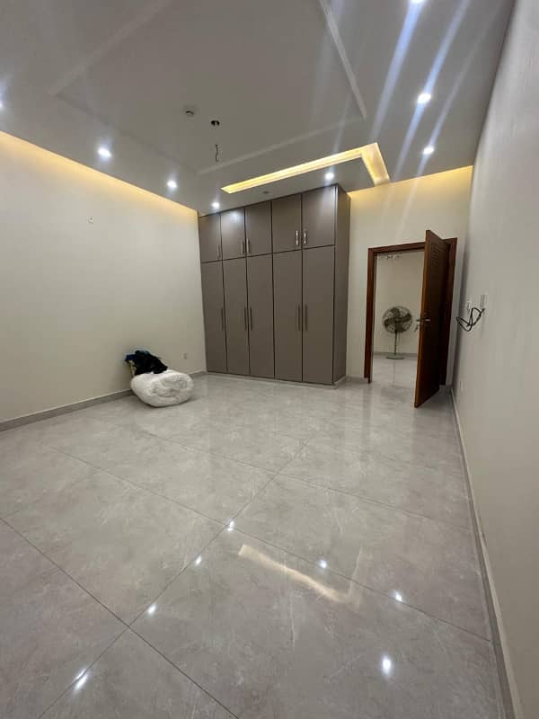 Modern 10 marla slightly used upper portion available for Rent in DHA phase 3 Modern 10 marla slightly used upper portion available for Rent in DHA phase 3 2