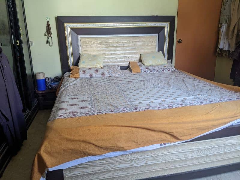 king size bed hy urgent sale kerna hy 2