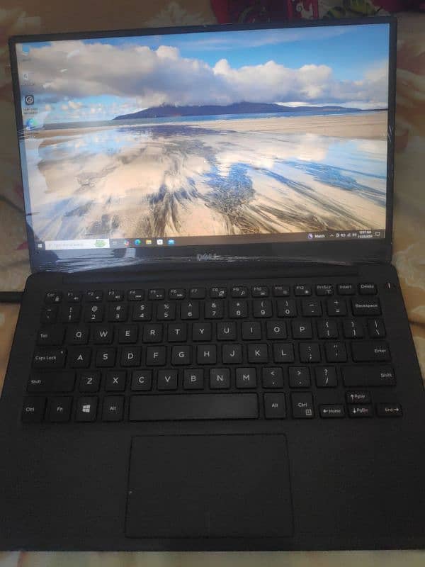 Dell XPS I7 7th Generation Laptop 0