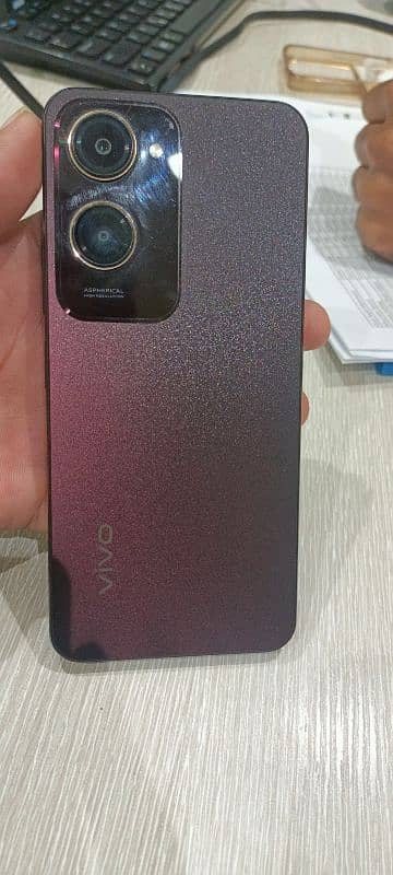 vivo y 18 2