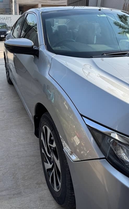 Honda Civic 1.8 i-VTEC ORIEL 2019 3