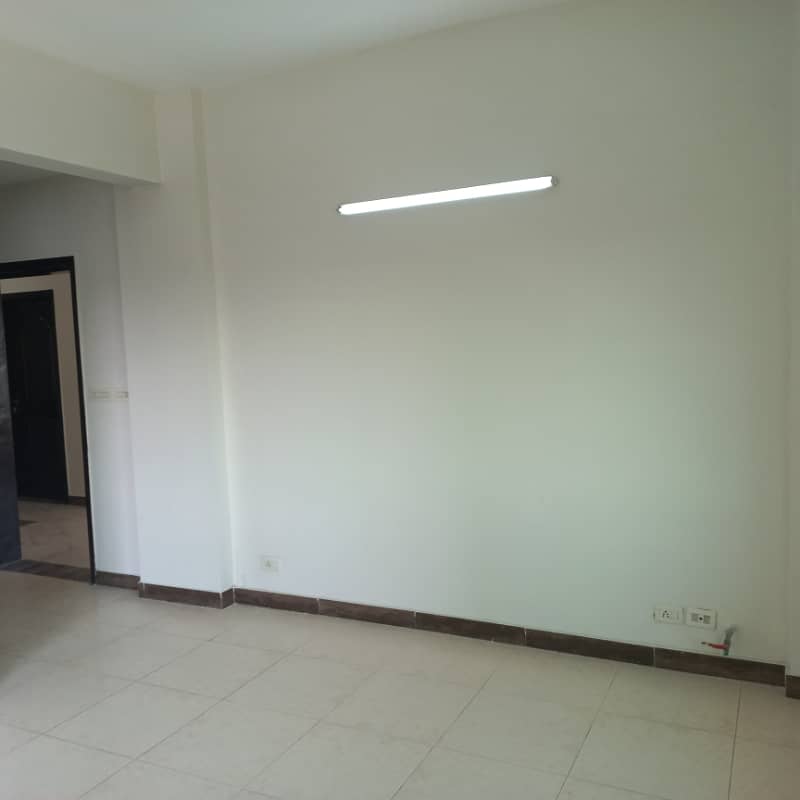 4-Bedroom Flat For Rent In Sector B Askari 11 Lahore 6