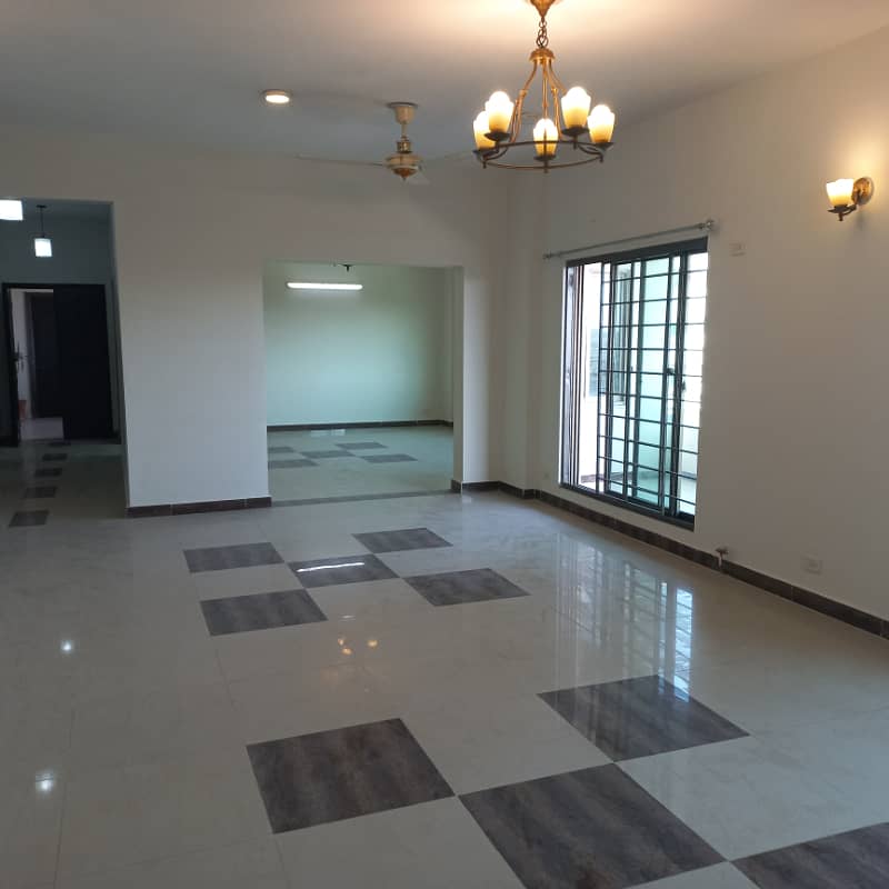 4-Bedroom Flat For Rent In Sector B Askari 11 Lahore 1