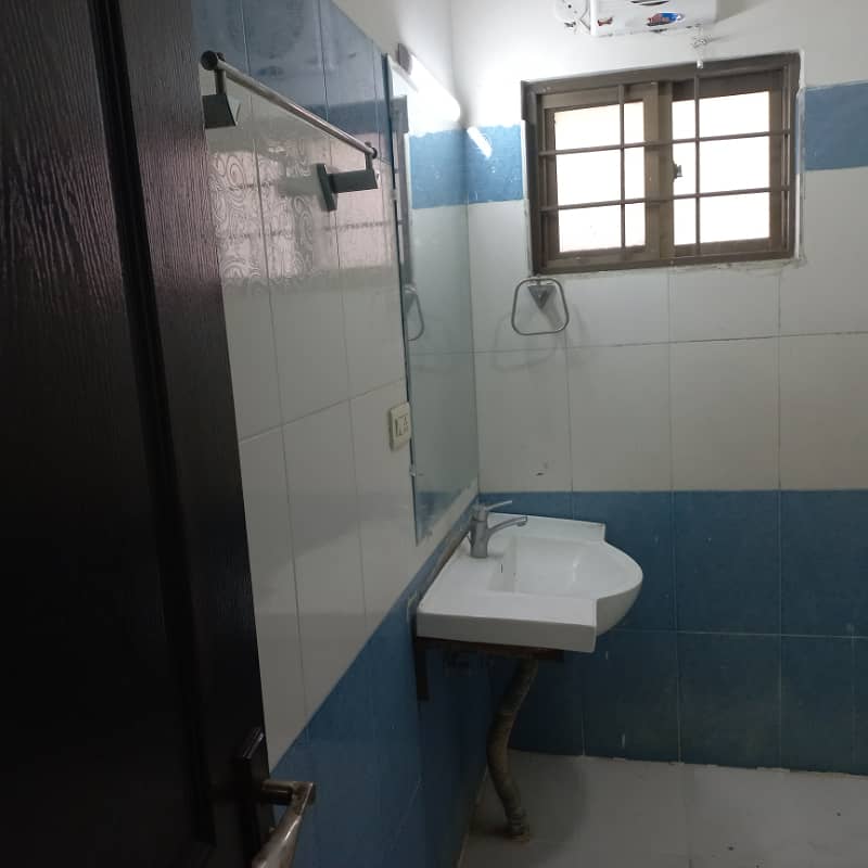 4-Bedroom Flat For Rent In Sector B Askari 11 Lahore 7