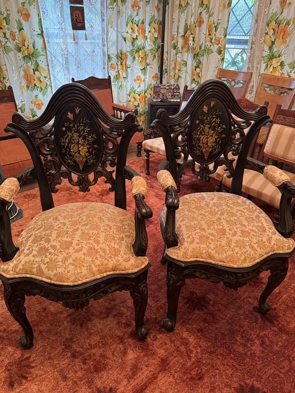 antique two chairs 5