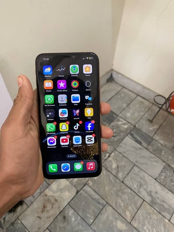 iPhone xsmax 64gb 2