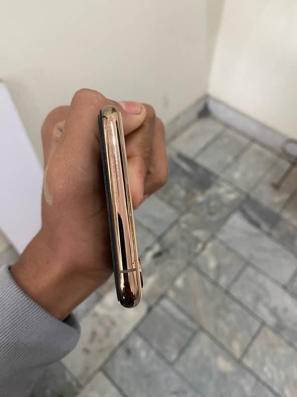 iPhone xsmax 64gb 5