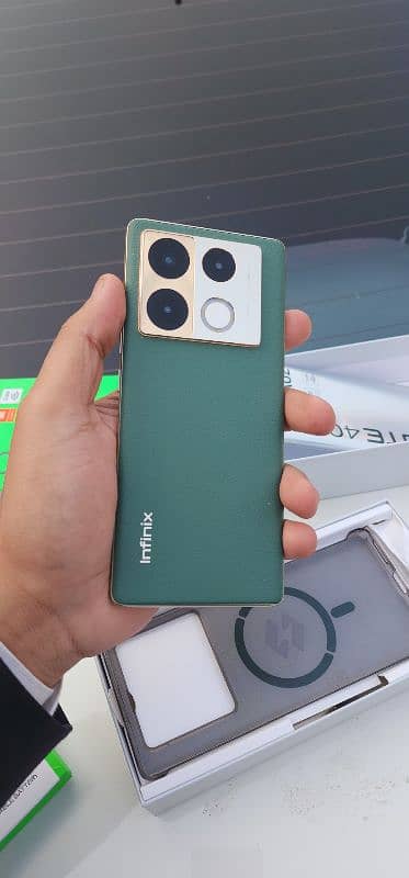 Infinix not 40 pro 6