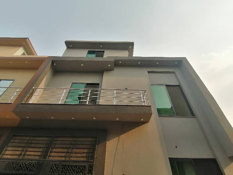 Prime Location House For sale In Rs. 12000000 4