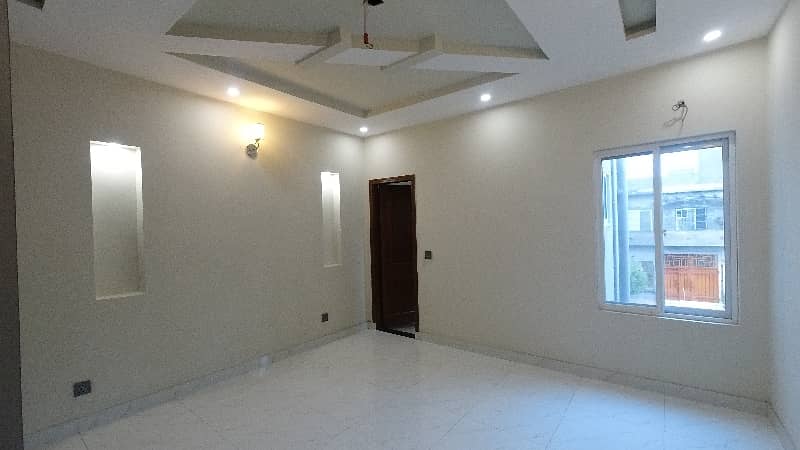 A Centrally Located House Is Available For Sale In Lahore 18