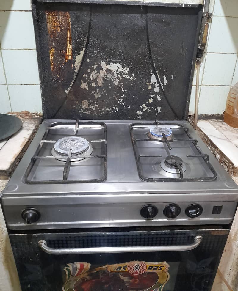 Nasgas Cooking range 3 burner 10