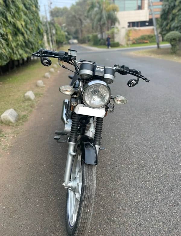 Suzuki GS 150 SE 2022 Model 5