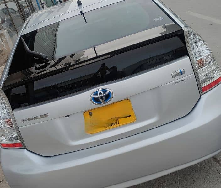 Toyota Prius 2011-2015 Registration 4