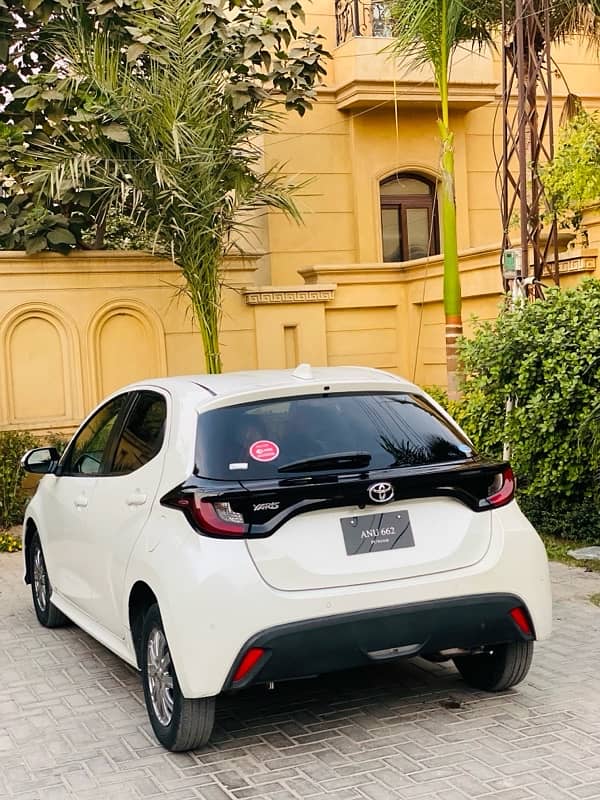 Toyota Yaris 2021/2023 4