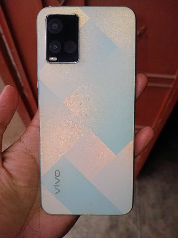 Vivo Y21 4.64 with box charger bilkul ok ha. urgent sale 2