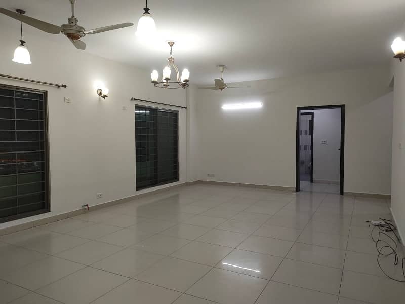 4 X Bedrooms 12 Marla Apartment For Sale 1