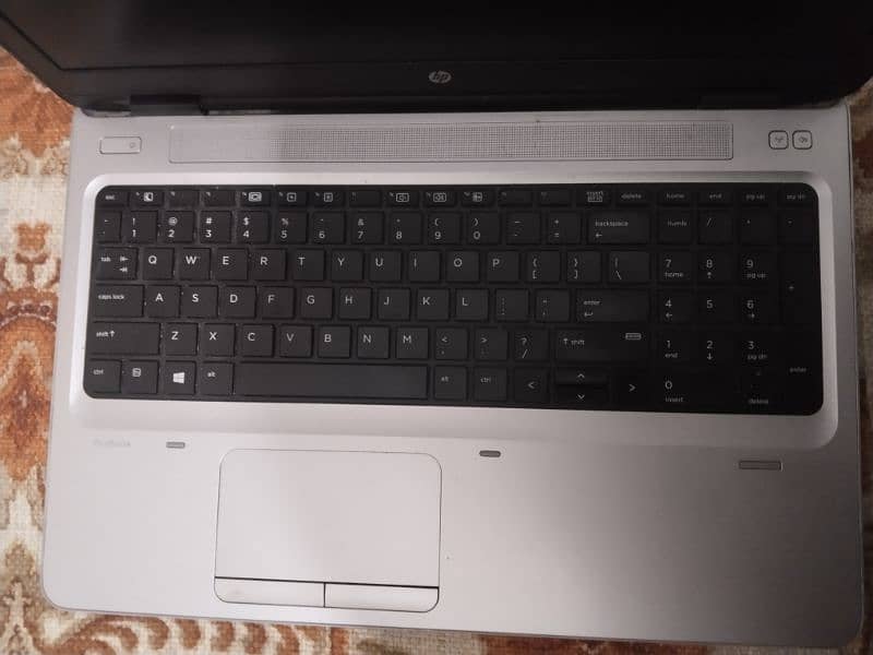 HP i5 6 gen, 8 gb ram 256 ROM 1