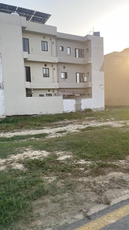 10 MARLA RESIDENTIAL PLOT FOR SALE IN VERY REASONABLE PRICE 0