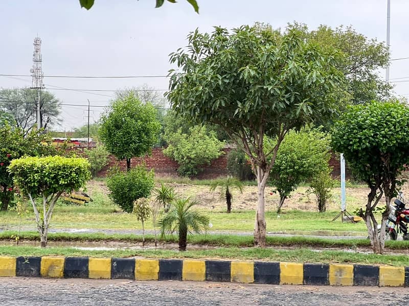 Govt Officers Housing Society - Block C 1 Kanal Residential Plot Up For sale 8