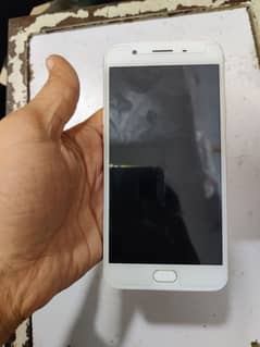 Oppo F1S 4 / 64 10/10