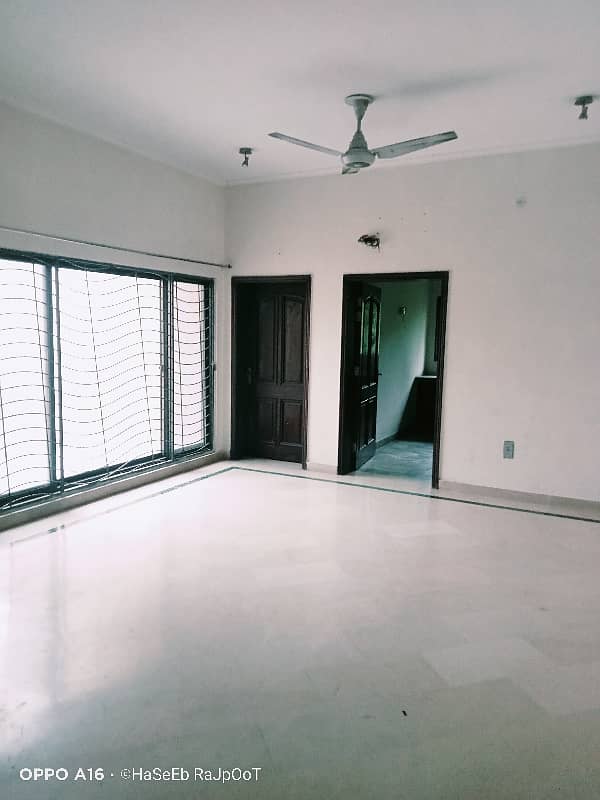 1 Kanal Upper Portion Available For Rent In Main Cantt. 9