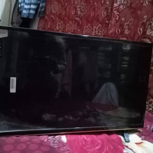 32 inch Android Smart LED For sale. . . 0