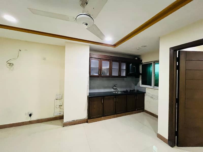 2 bed flat available for rent in civic center phase 4 bahria town Rawalpindi 2