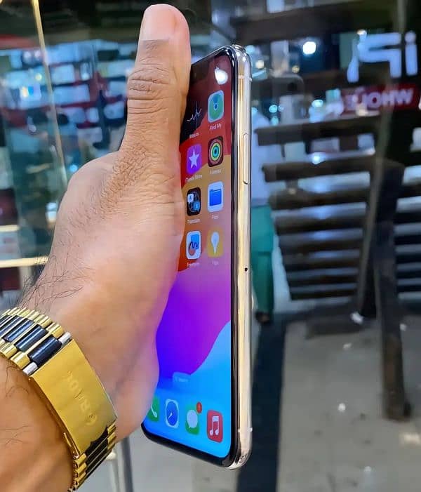 i Phone 8plus, 11,12,13,14,15 pro max on instalment Whatsap 3062623924 11