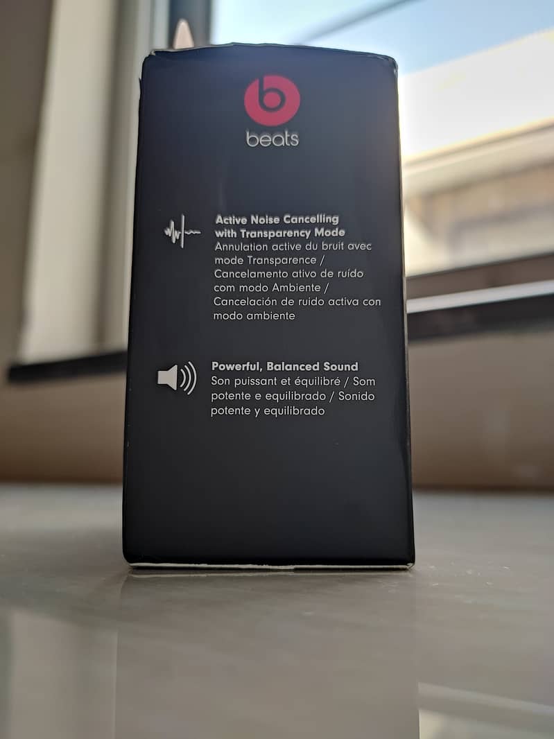 Beats Studio Beats (Not opened) 3