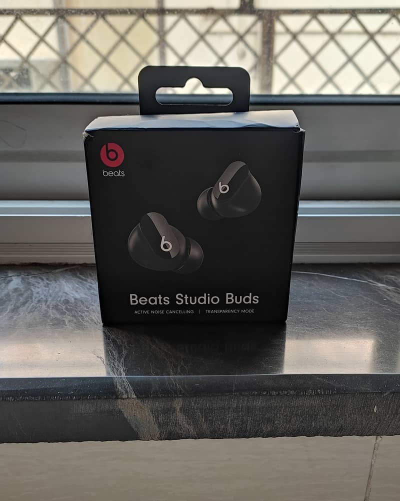 Beats Studio Beats (Not opened) 4