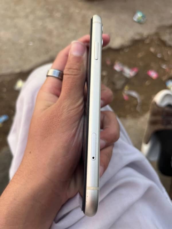 iPhone 11 exchange be Howe gai ga uper mobel se 5