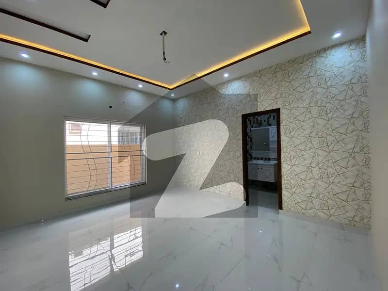 10 Marla Brand New House For Sale In Nespak Phase 3 Duble Story House Out Class Designer House 22