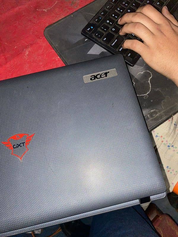 Core I3 Acer Laptop 9