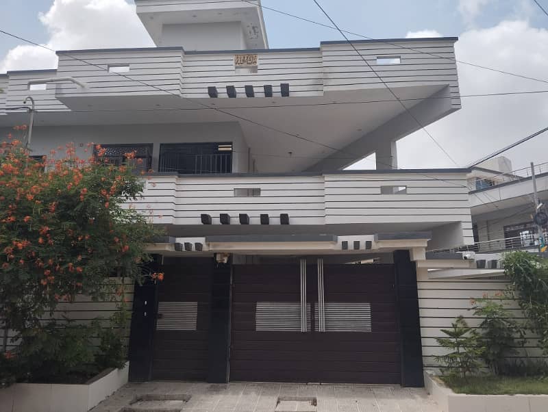 House is available for sale in gulistane jauhar block 7 near Safora chowrangi 0