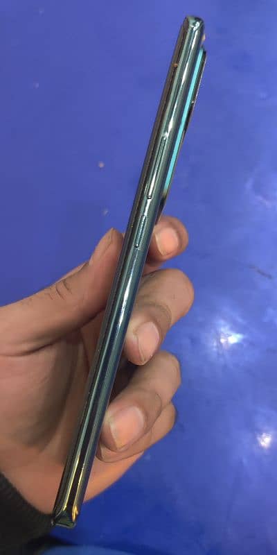 vivo v30 3