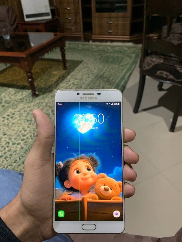 Samsung  c9 pro 4