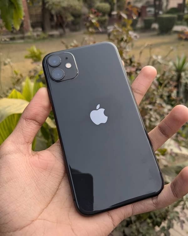 iphone 11 64 GB non Pta with box 9