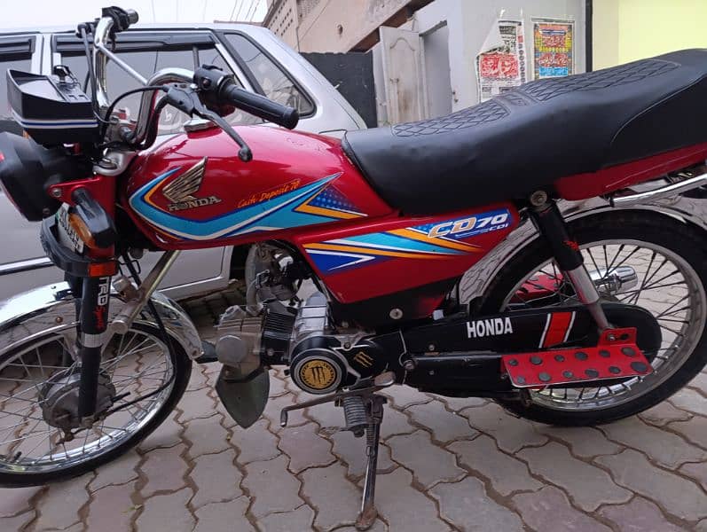 Honda CD 70 2019 model lush condition 5