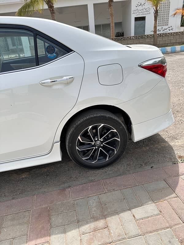 Toyota Altis Grande 2023 5