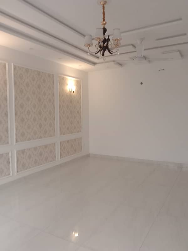 Brand New Corner Kanal Portion Available For Rent Lower Lock 14