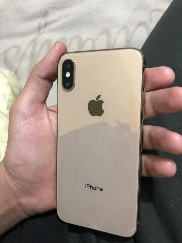 iphone xs factory unlocked 1