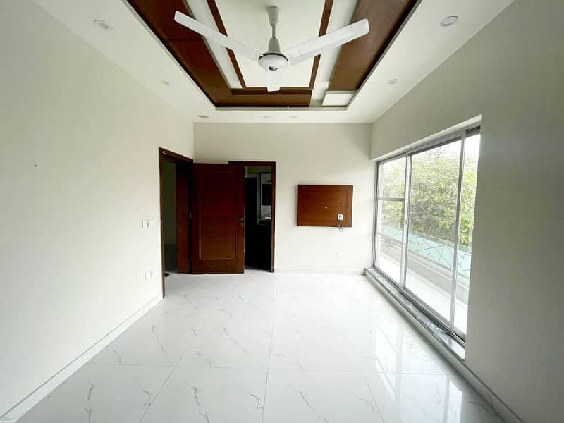 DHA Phase 6 5 Marla Used House For Sale 3 Bed Room 6