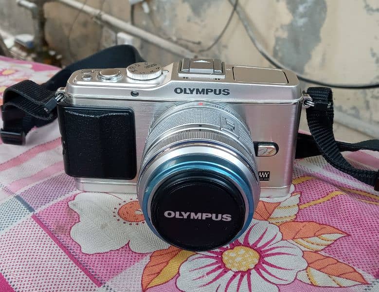 Olympus E-P3 Dslr Touch Oled Screen FHD 60 Frame 2