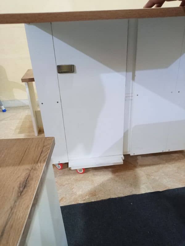 Folding Dinning Table (Urgent Sale) 2