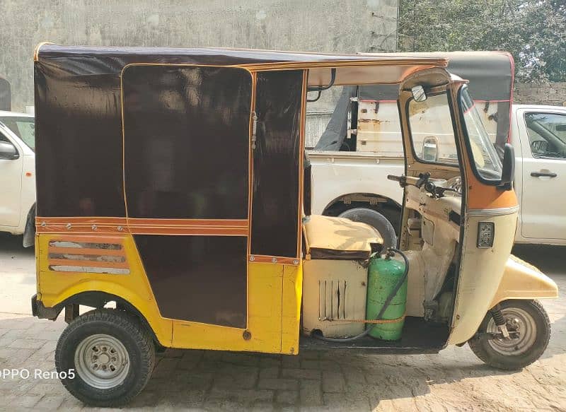 Siwa Auto Rickshaw 1