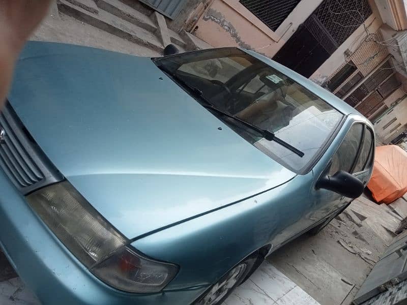 Nissan Sunny 1998 4