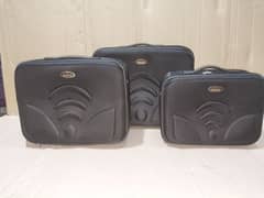 3 pcs hand cary bags for travelling storing or laptop