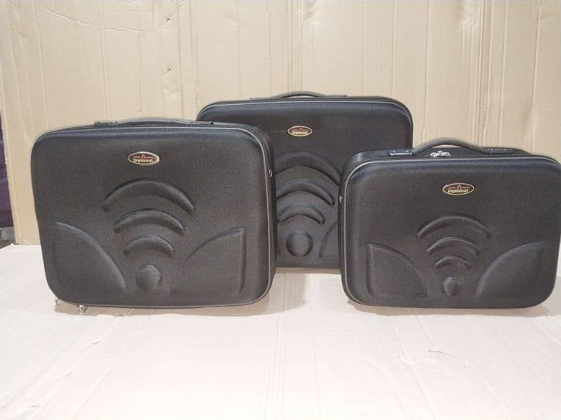 3 pcs hand cary bags for travelling storing or laptop 0